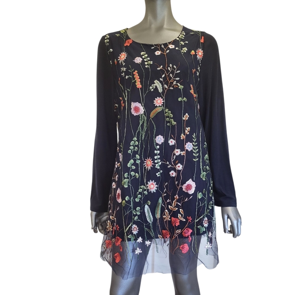 156B. NWT Highness Floral Embroidered Navy Blue Top/Dress - Size XL